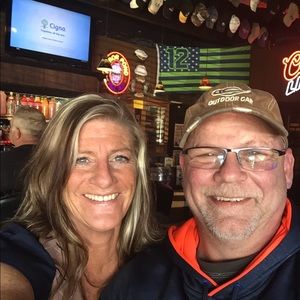 Meet your Posher, Cynthia